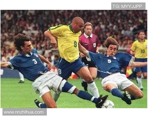 探寻45号足球明星的传奇故事与辉煌成就揭秘 探寻45号足球明星的传奇故事与辉煌成就揭秘