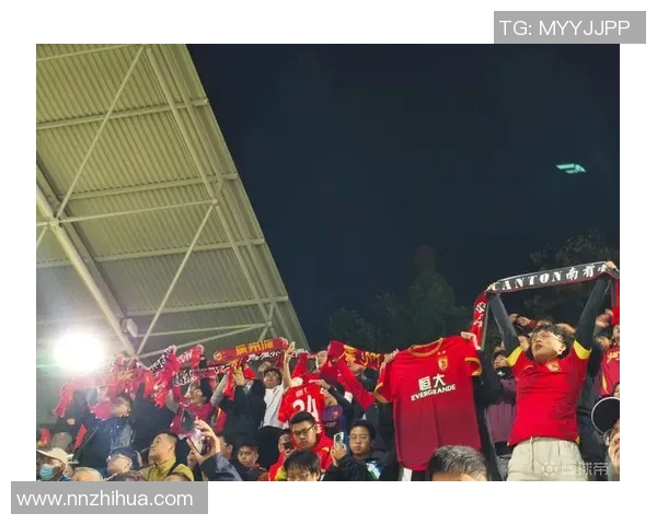 拉美地区对足球明星的热爱源于文化认同与社会影响力的深刻结合 拉美地区对足球明星的热爱源于文化认同与社会影响力的深刻结合