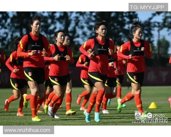 足球明星经纪人女孩的梦想与挑战：在绿茵场上书写自己的传奇故事